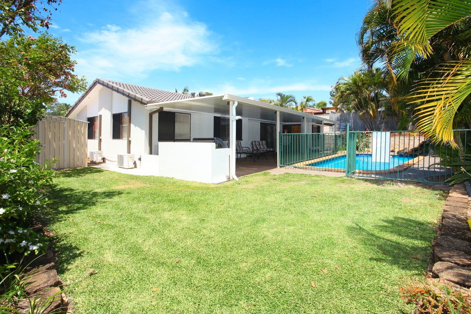 4 Eastwood Drive ROBINA 11