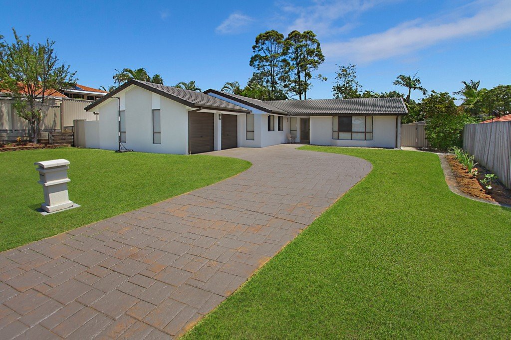 4 Eastwood Drive ROBINA 20