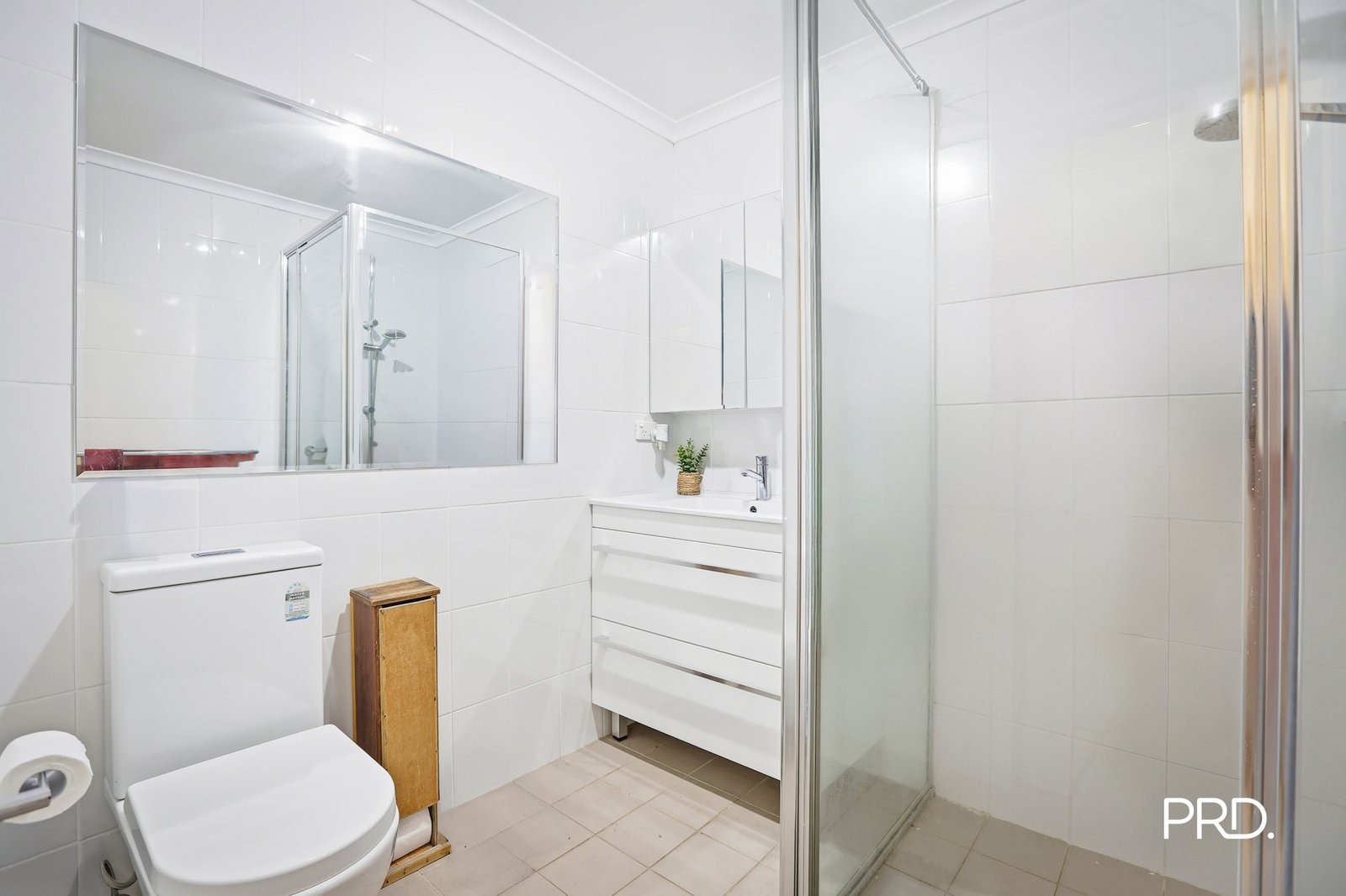 4 Echo Place PENRITH 11