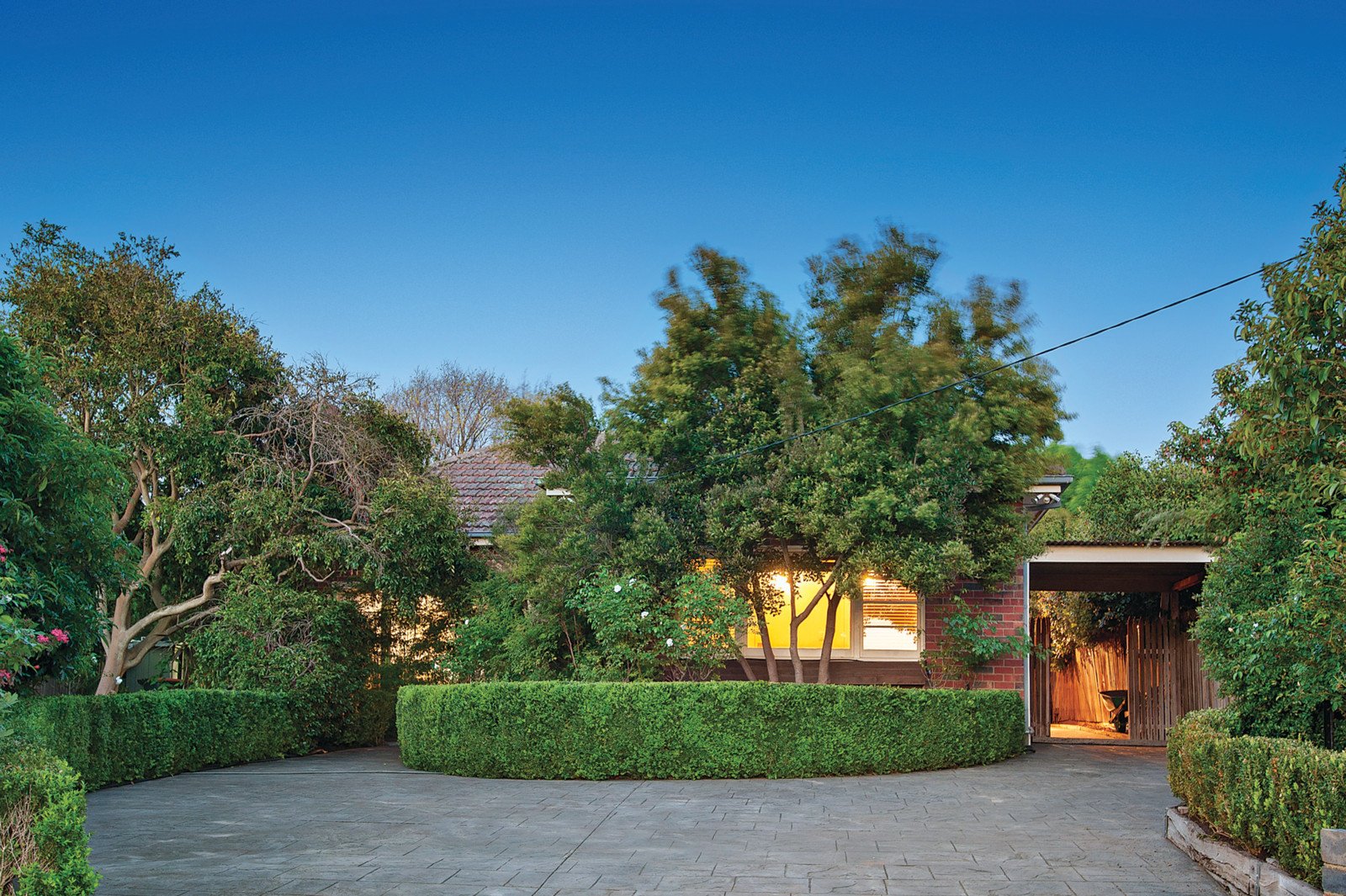 4 Eden Court, Camberwell, VIC