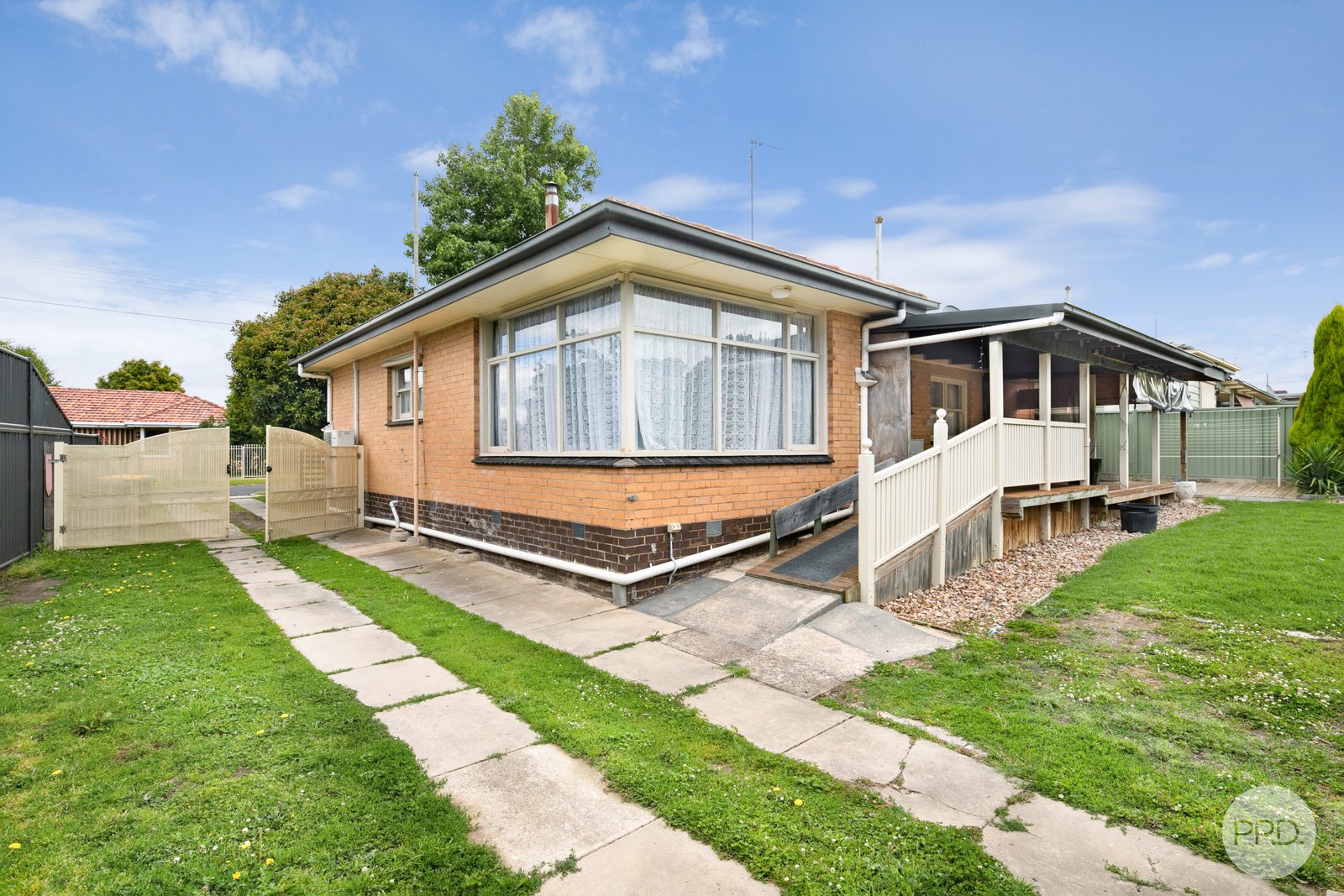 4 Edlyn Street WENDOUREE 12