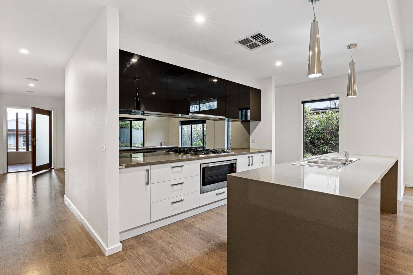 Gallery: 4 Eleanor Drive