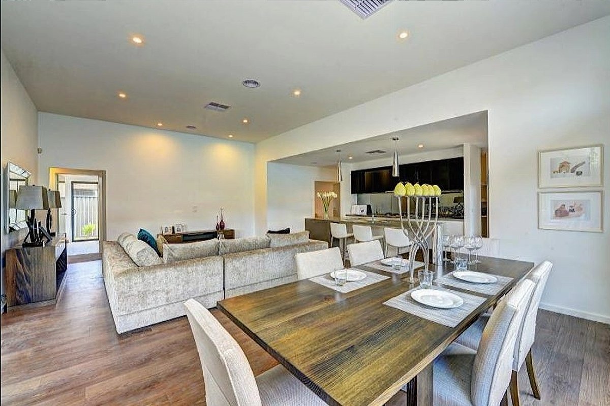 Gallery: 4 Eleanor Drive