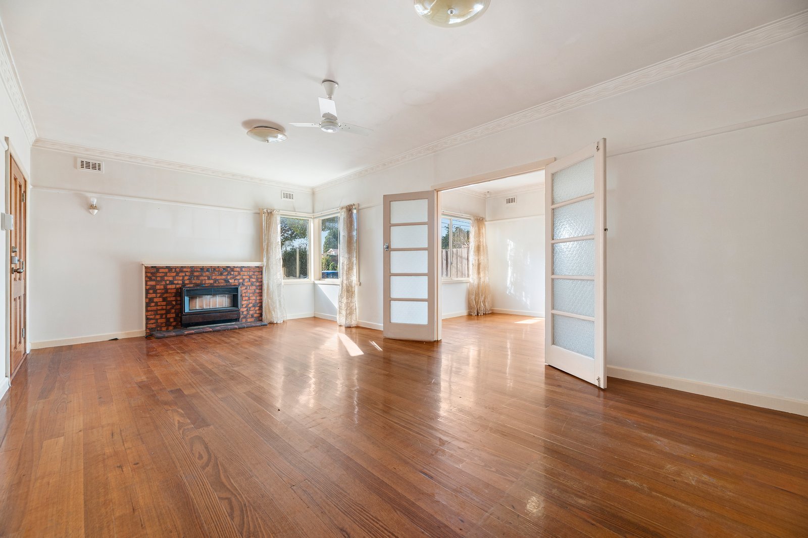 Gallery: 4 Elray Avenue