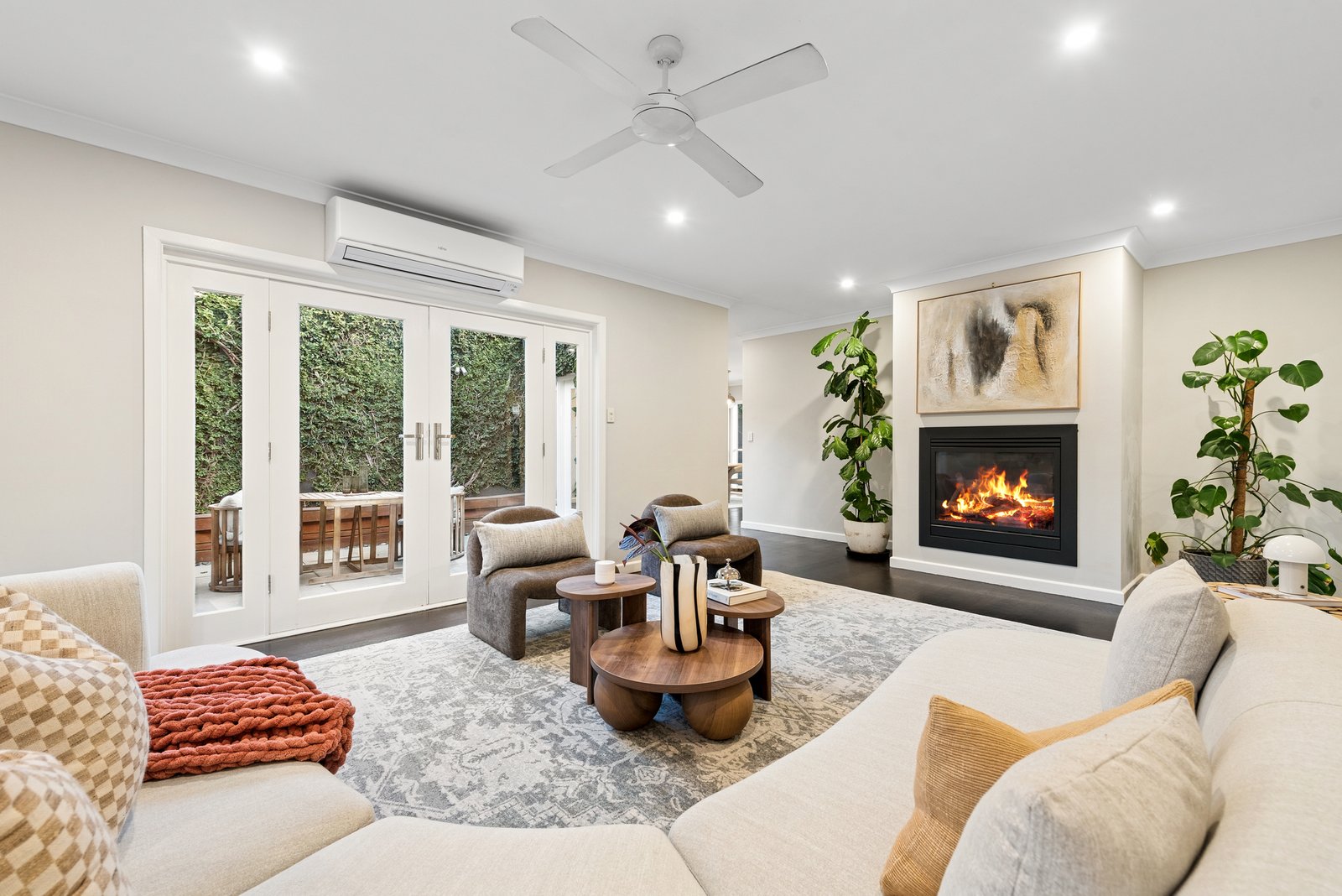 Gallery: 4 Ely Court
