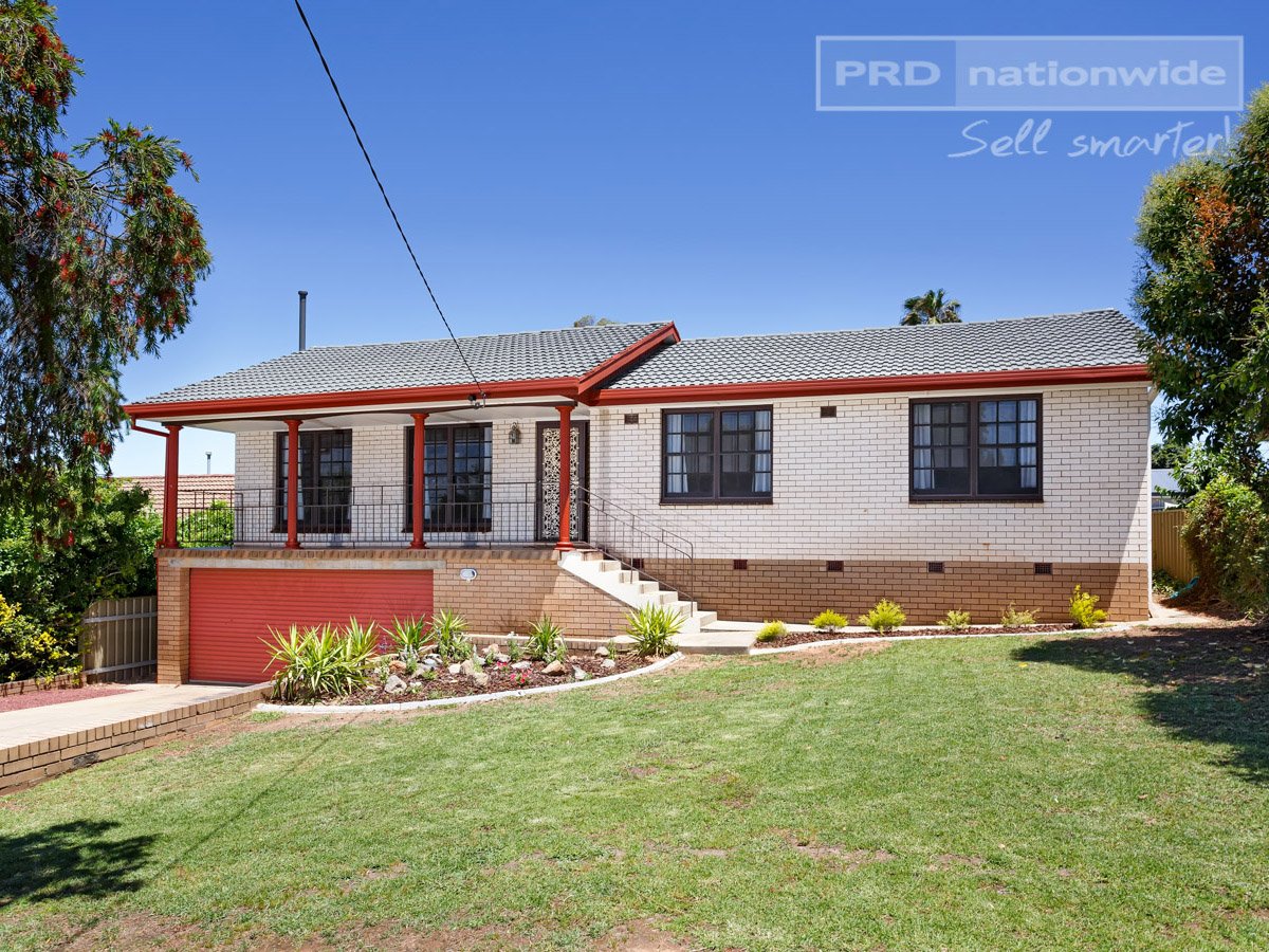 4 Endeavour Street KOORINGAL 1