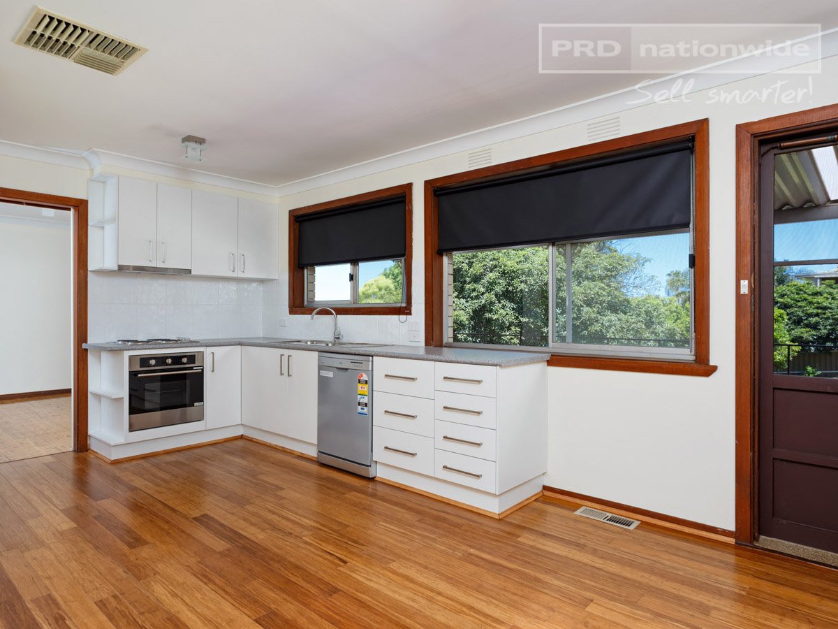 4 Endeavour Street KOORINGAL 3