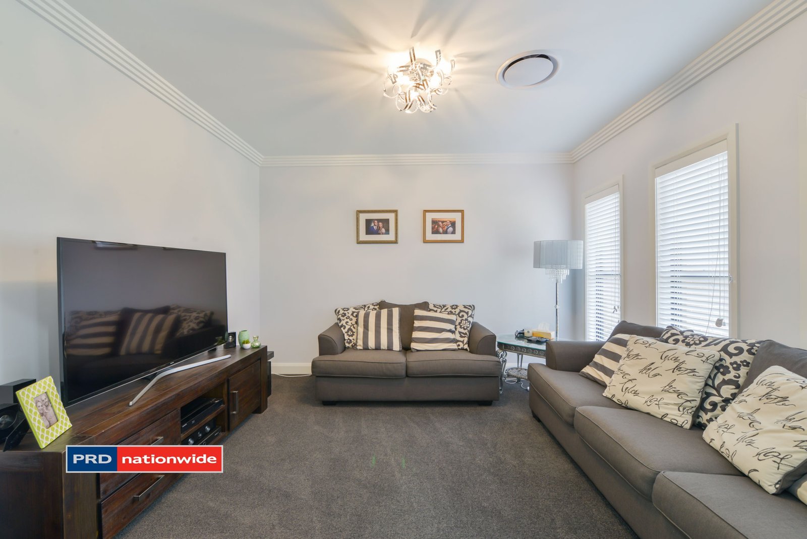 4 Errol Place TAMWORTH 3