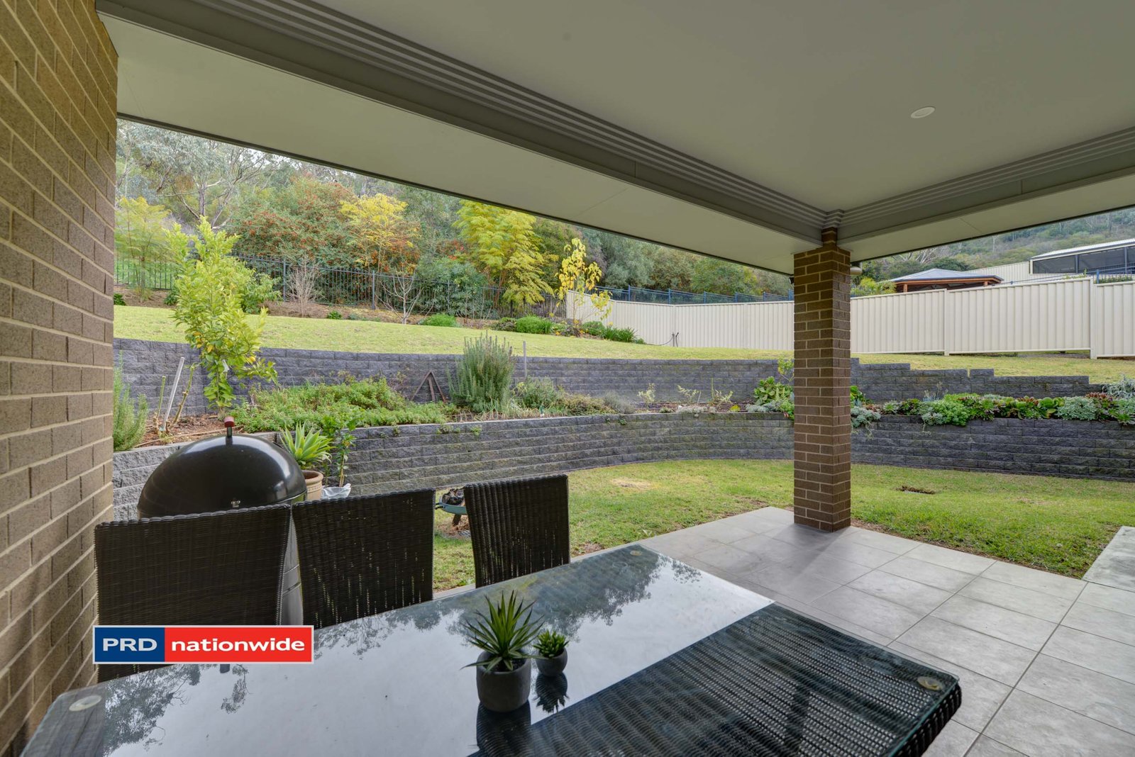 4 Errol Place TAMWORTH 9