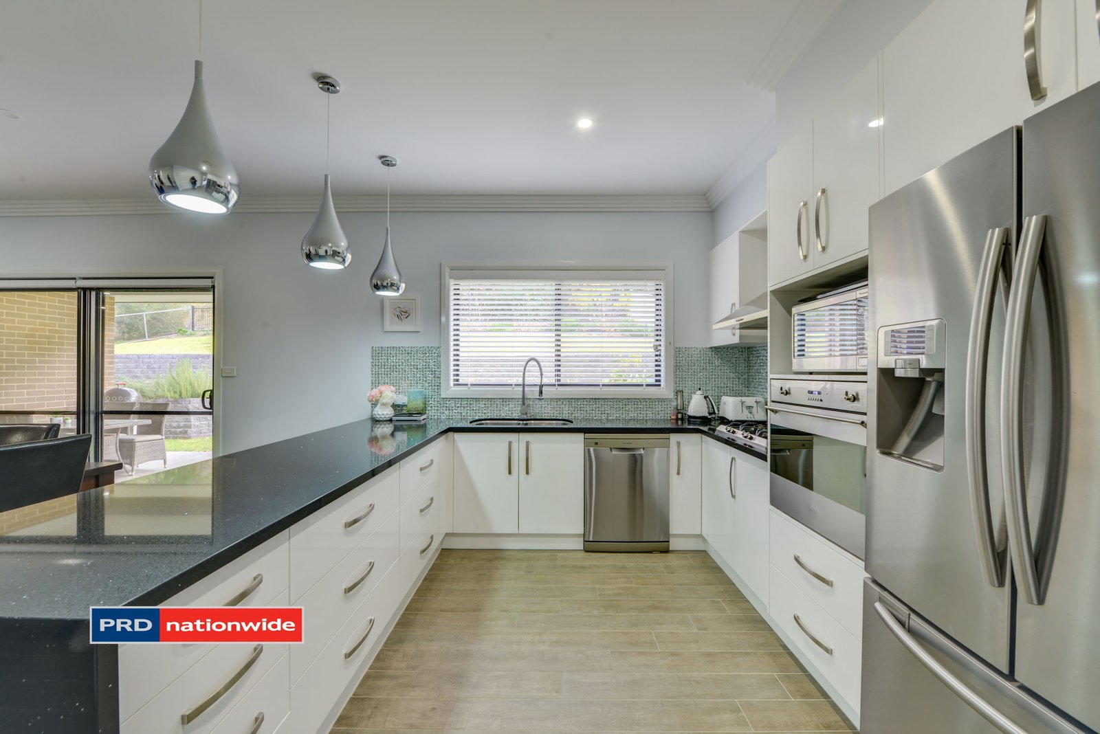 4 Errol Place TAMWORTH 11