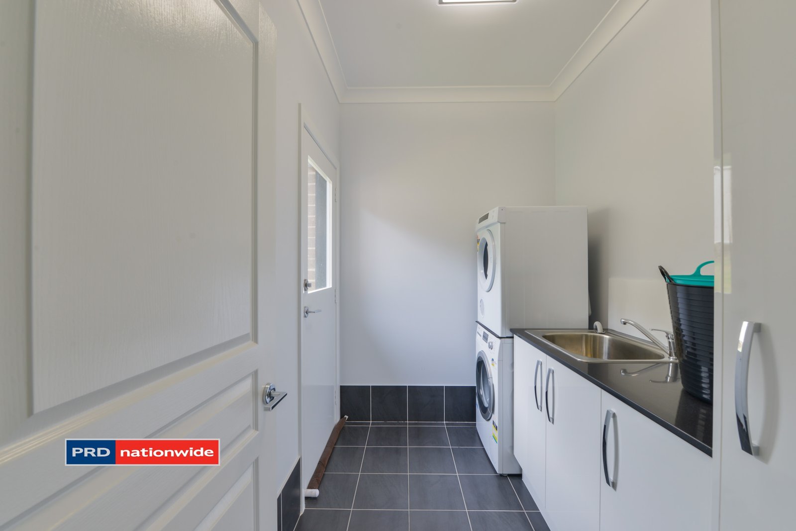 4 Errol Place TAMWORTH 13