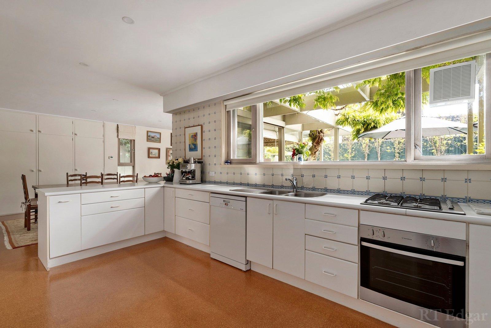 Real Estate and Property in 4 Erskine Street, Armadale, VIC