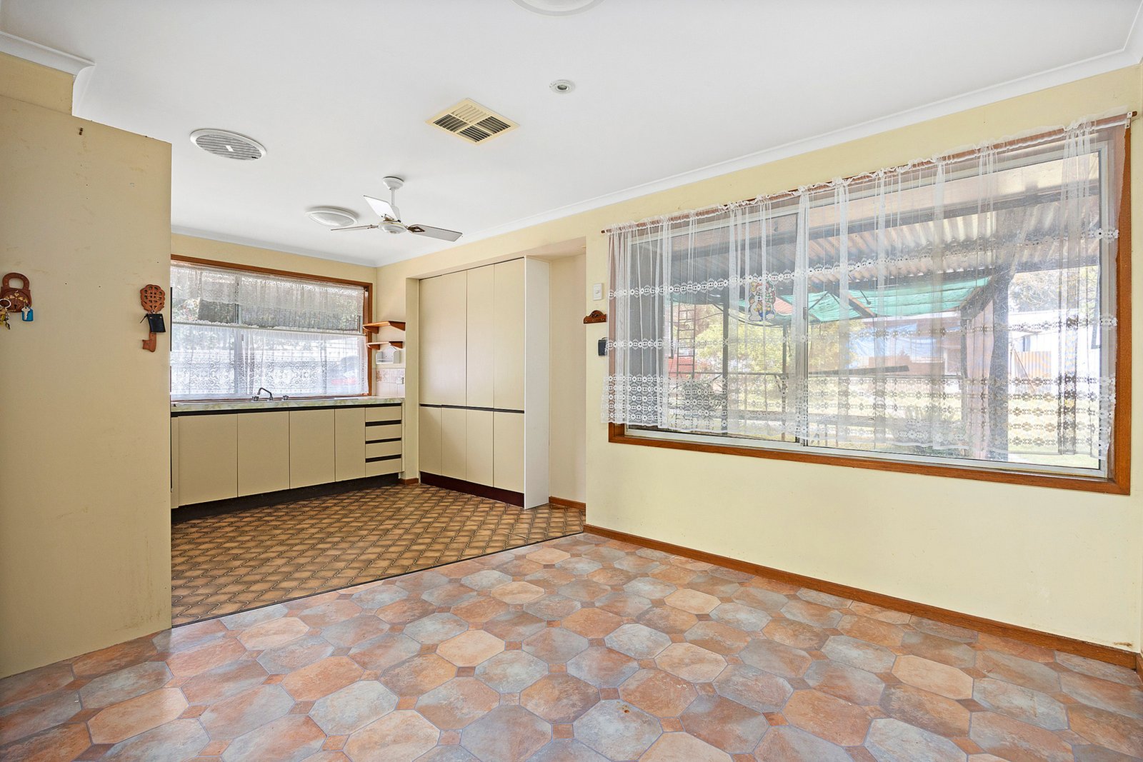 Gallery: 4 Esler Street
