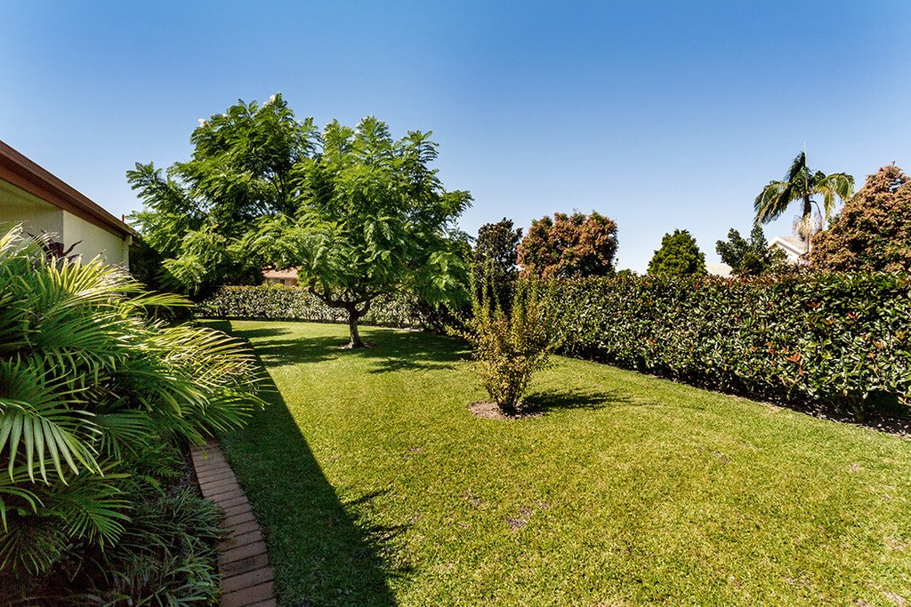 4 Estate Drive SALAMANDER BAY 23