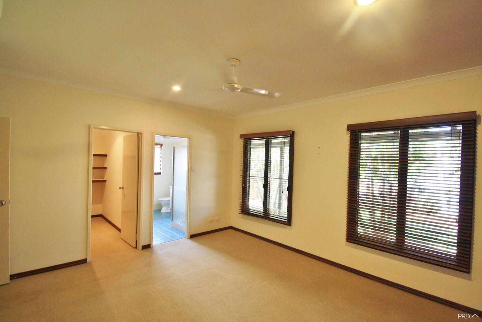 4 Euro Way DJUGUN 15