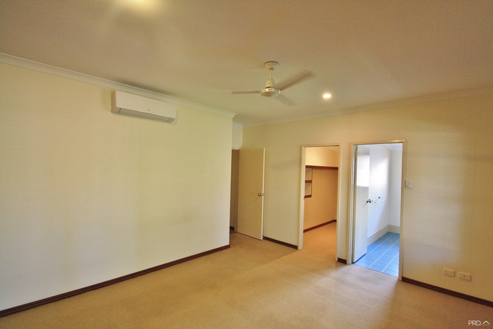 4 Euro Way DJUGUN 16