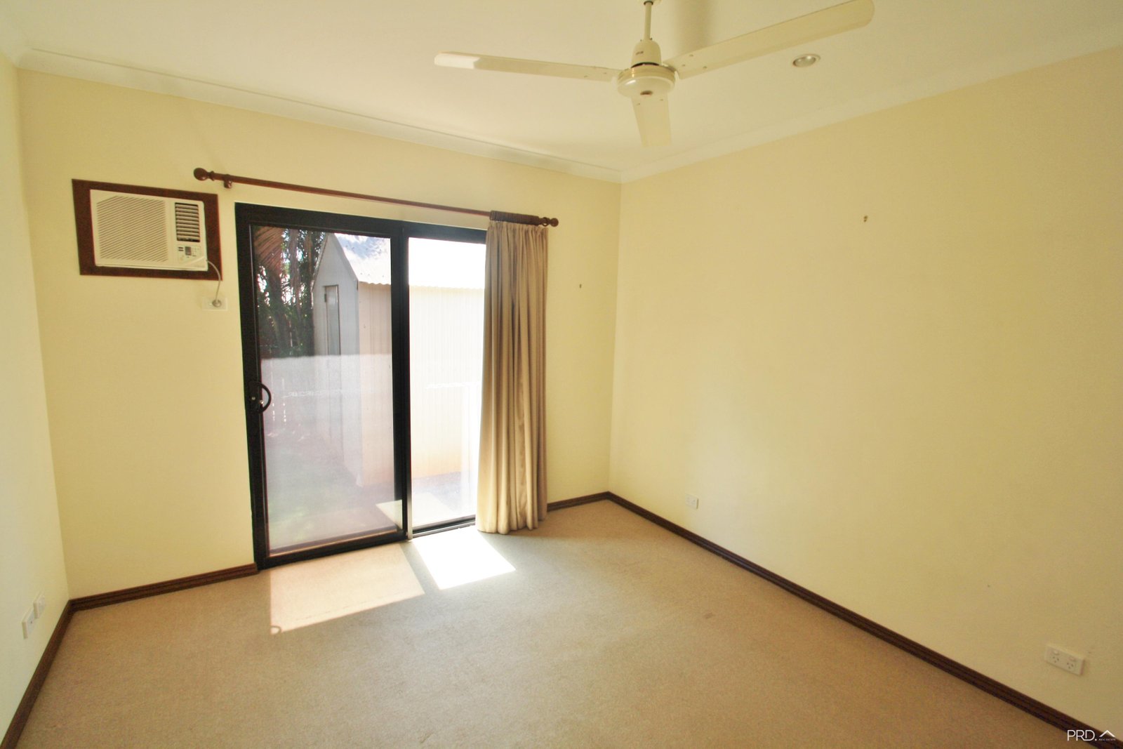 4 Euro Way DJUGUN 20