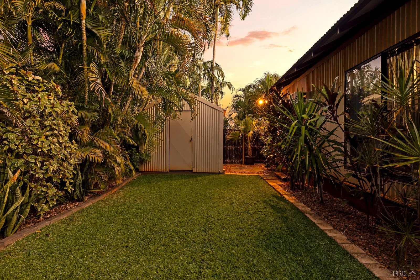 4 Euro Way DJUGUN 29