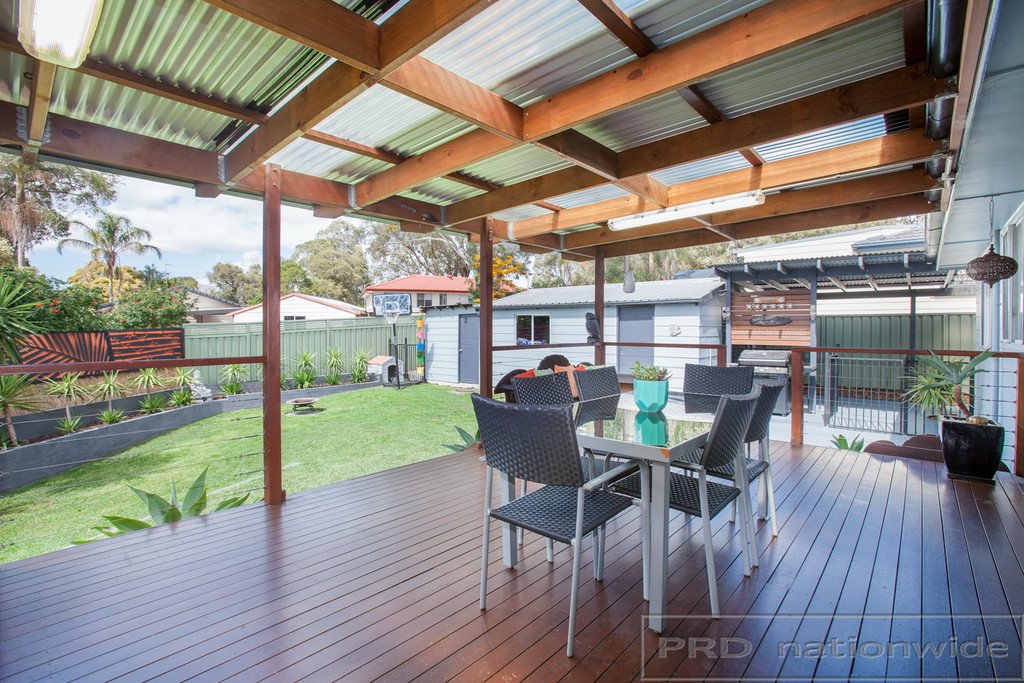 4 Evelyn Crescent THORNTON 6