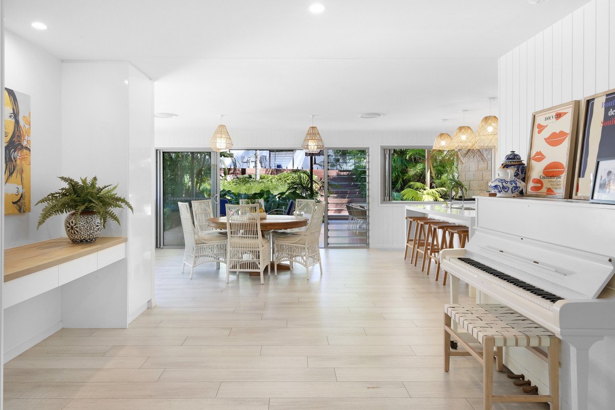 4 Evergreen Drive Elanora 20