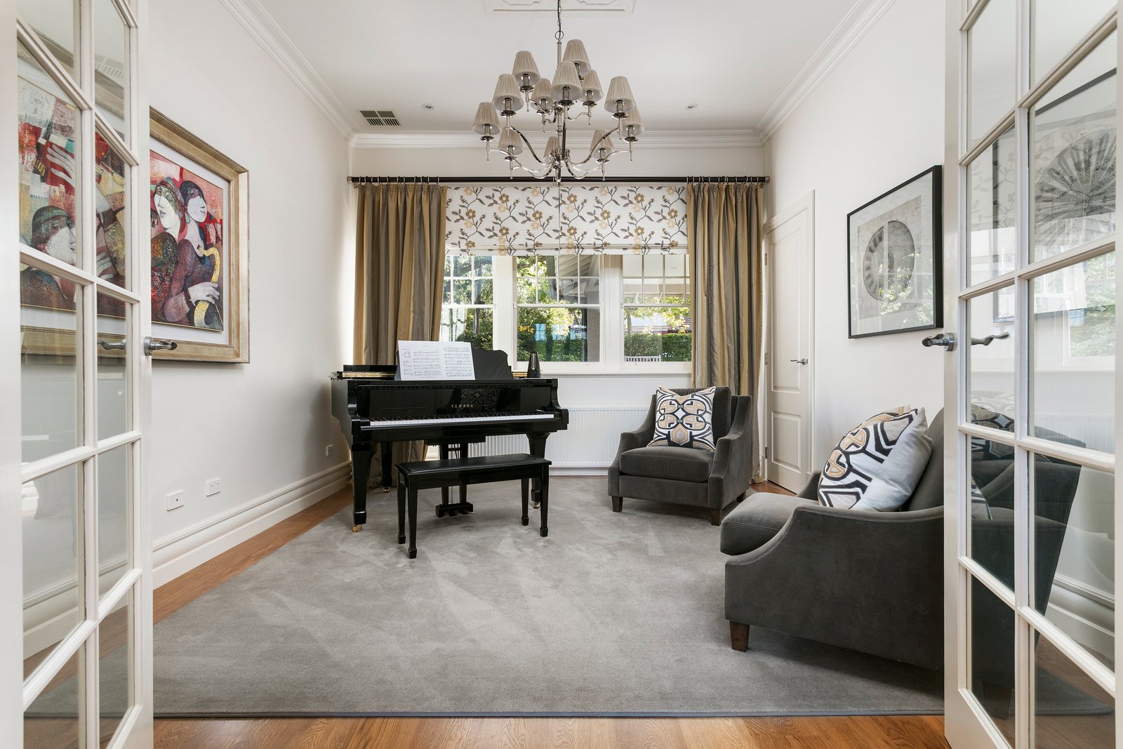 Real Estate and Property in 4 Fairview Grove, Glen Iris, VIC