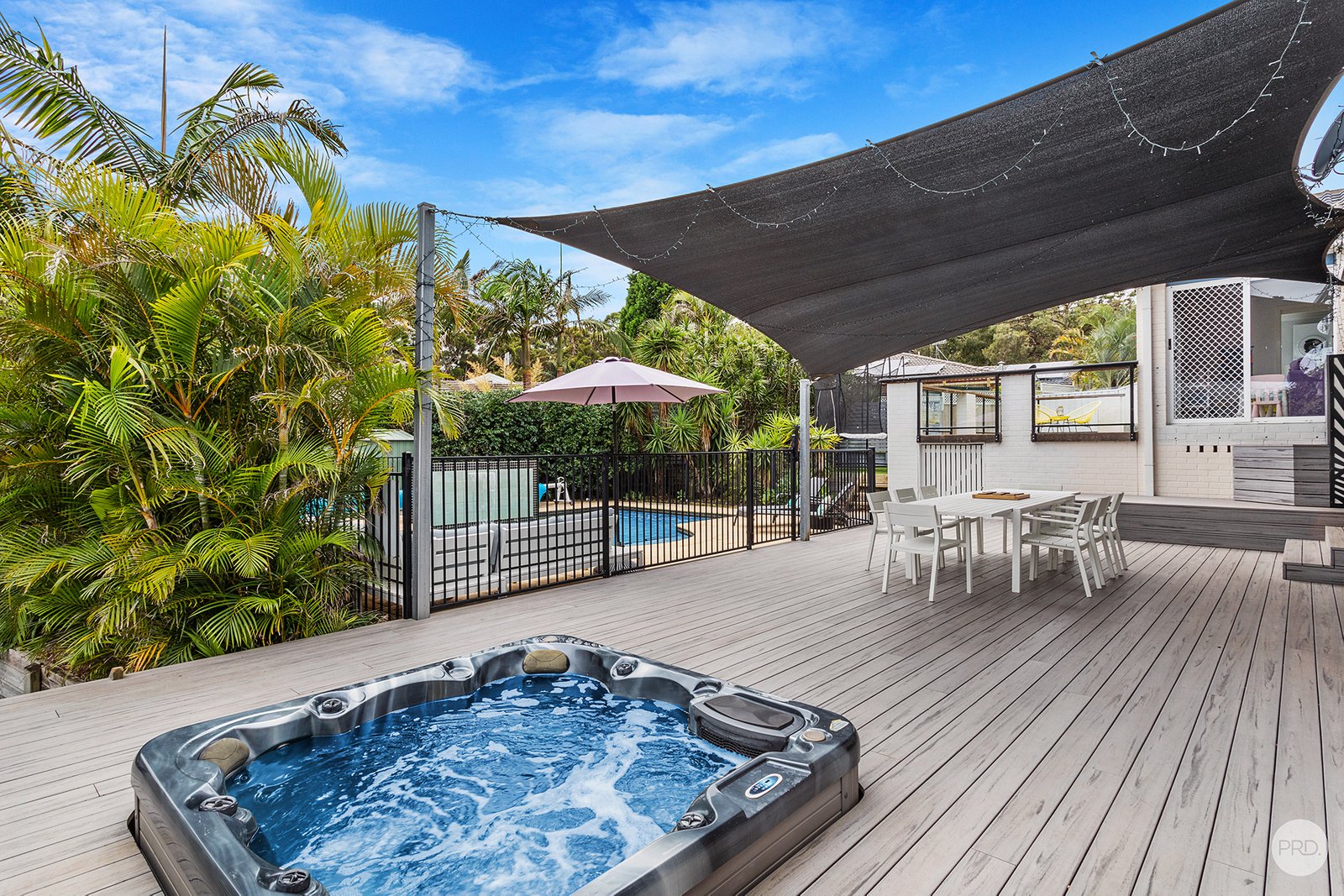 4 Fathom Place CORLETTE 12