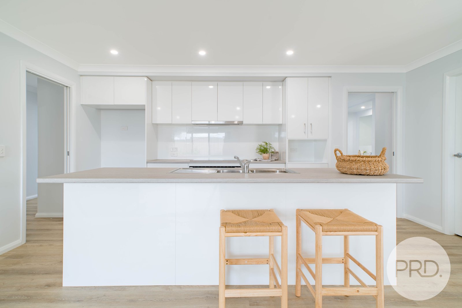 4 Fenner Drive LLOYD 7