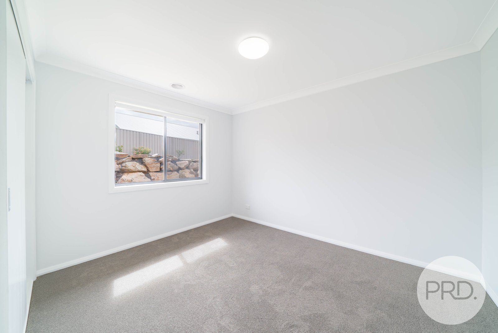 4 Fenner Drive LLOYD 12