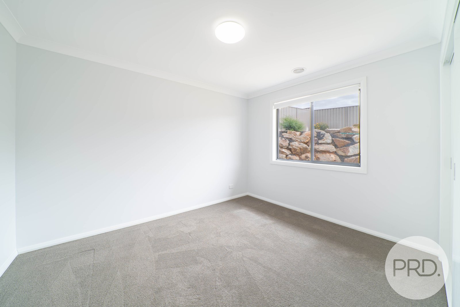 4 Fenner Drive LLOYD 13