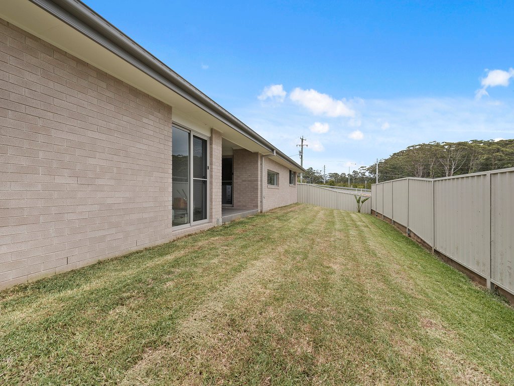 4 Fiddaman Road EMERALD BEACH 13