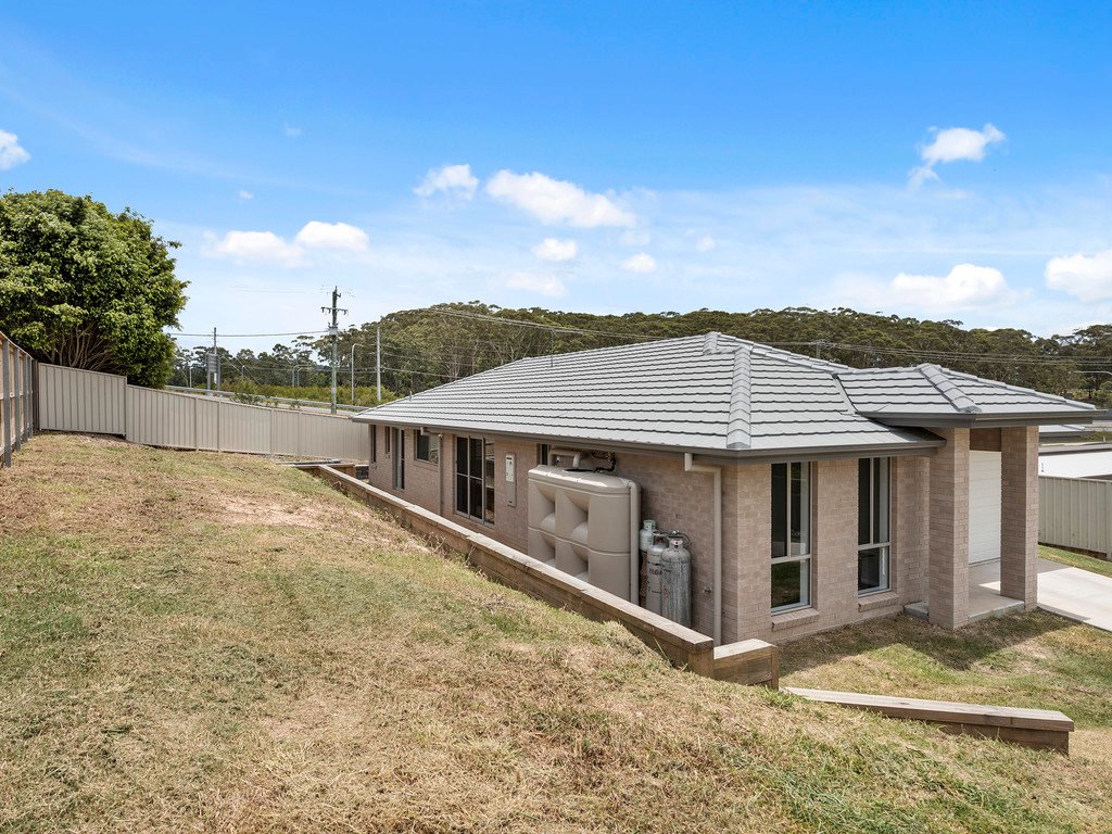 4 Fiddaman Road EMERALD BEACH 14