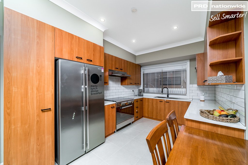 4 Fife Street FOREST HILL 2