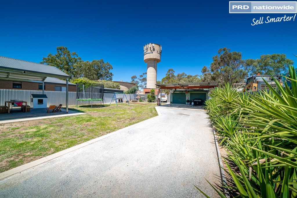 4 Fife Street FOREST HILL 14