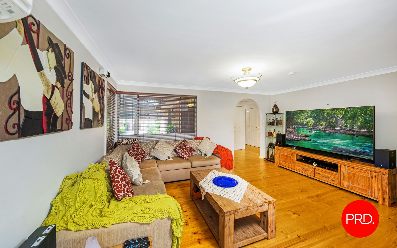 4 Finch Place INGLEBURN 10