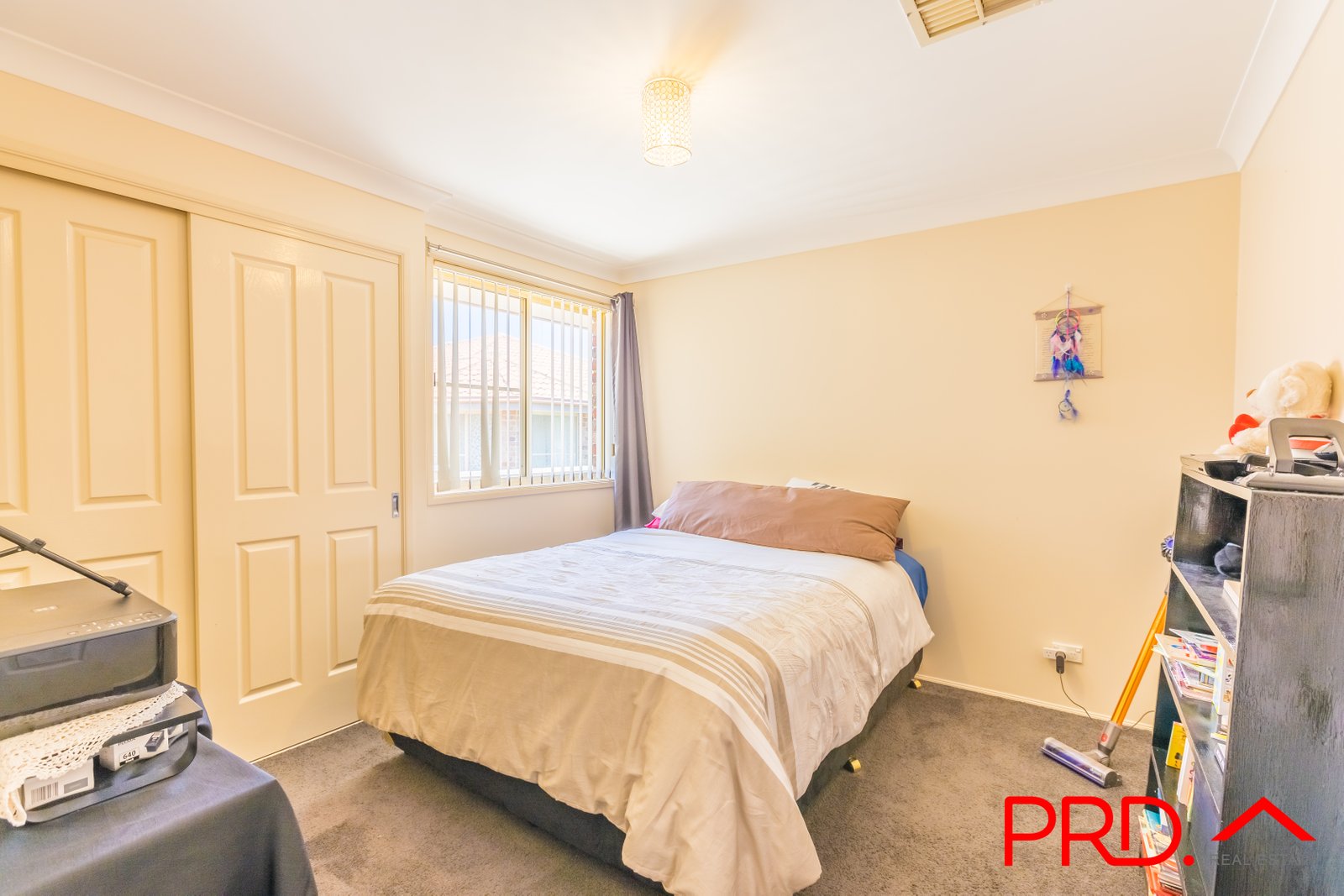 4 Finch Place TAMWORTH 10