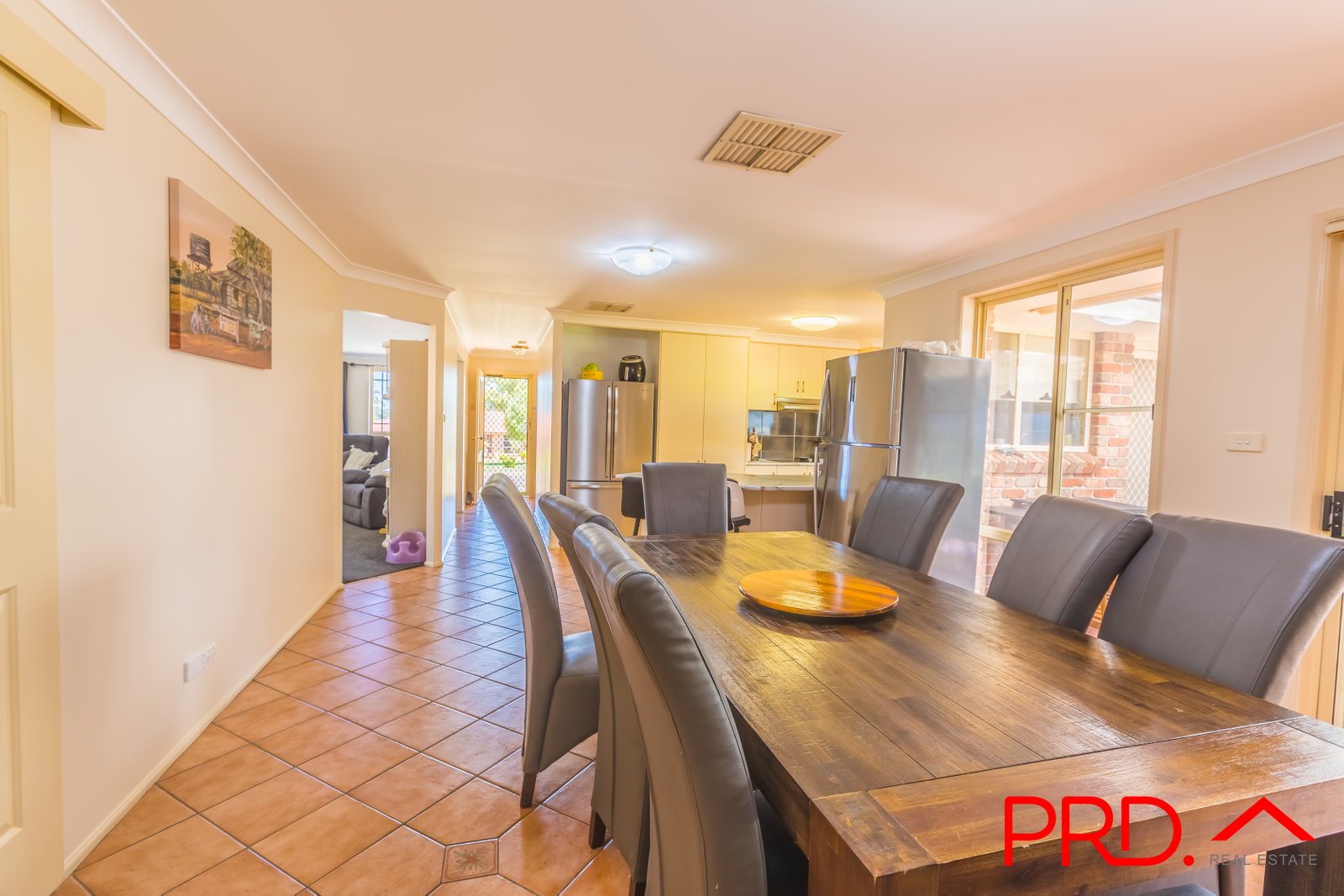 4 Finch Place TAMWORTH 11