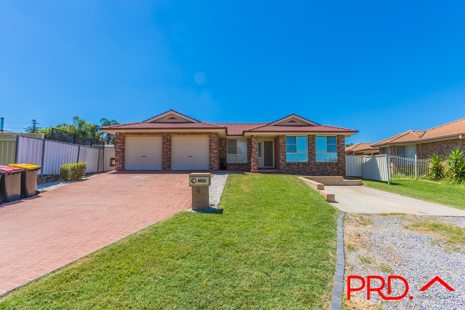 4 Finch Place TAMWORTH 13