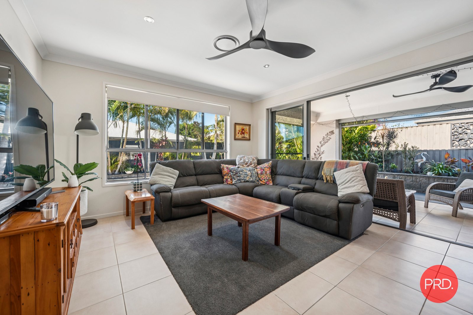 4 Fisher Road SAPPHIRE BEACH 14