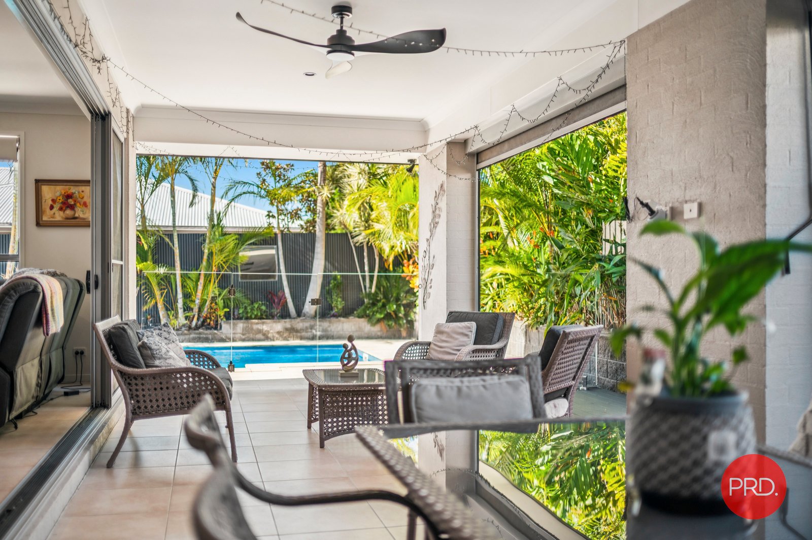 4 Fisher Road SAPPHIRE BEACH 19