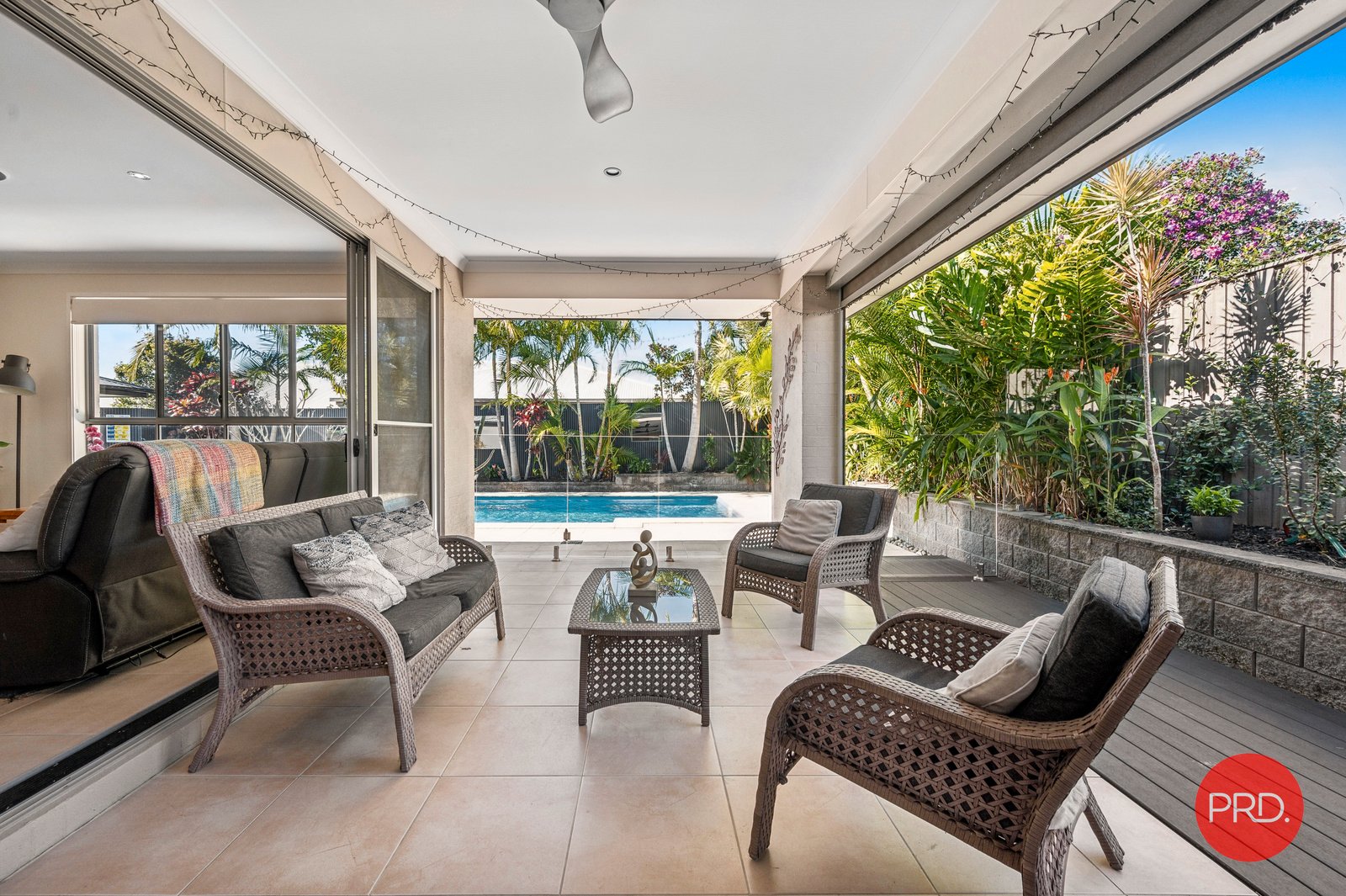 4 Fisher Road SAPPHIRE BEACH 24