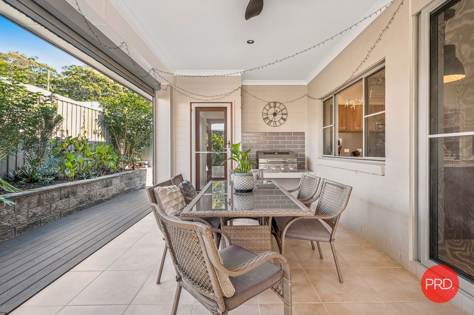 4 Fisher Road SAPPHIRE BEACH 25