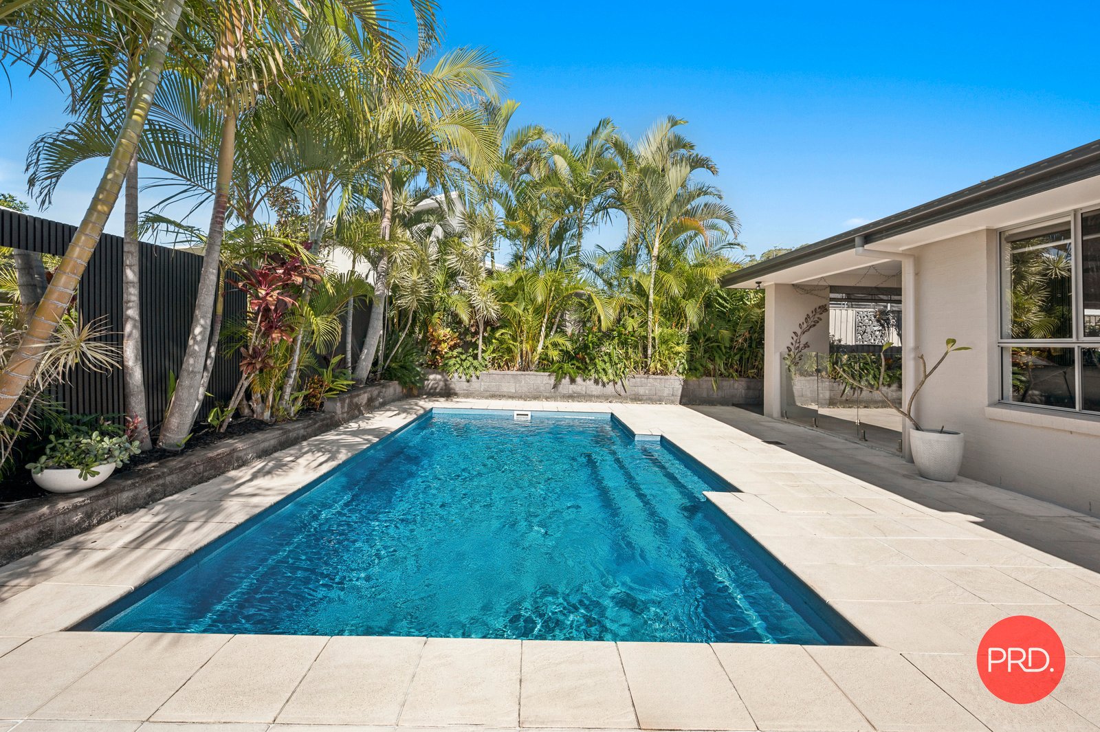 4 Fisher Road SAPPHIRE BEACH 26