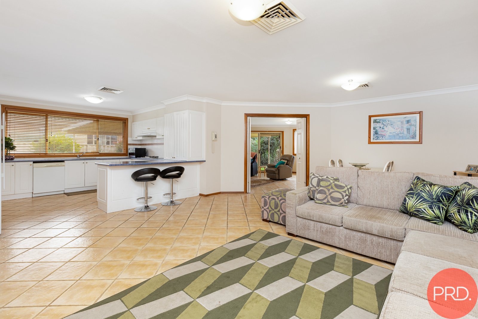 4 Fitzgibbon Place KURRI KURRI 11