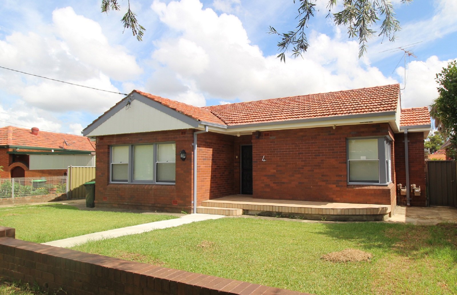 4 Fleming Street BEVERLY HILLS 2