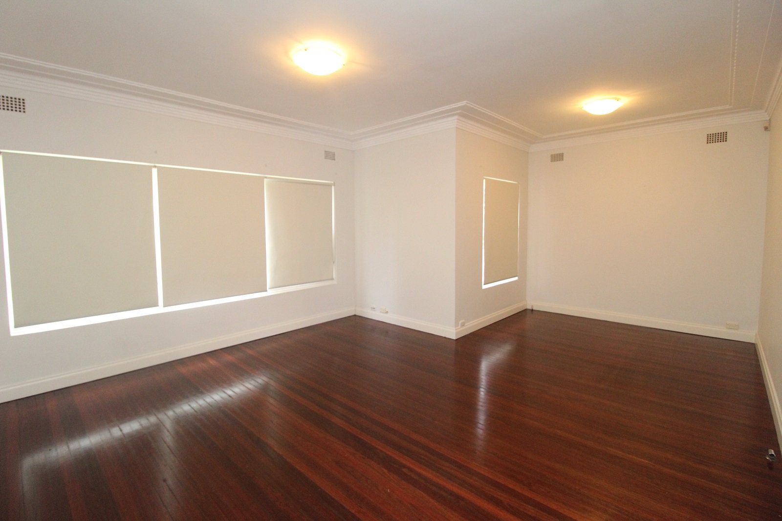 4 Fleming Street BEVERLY HILLS 1