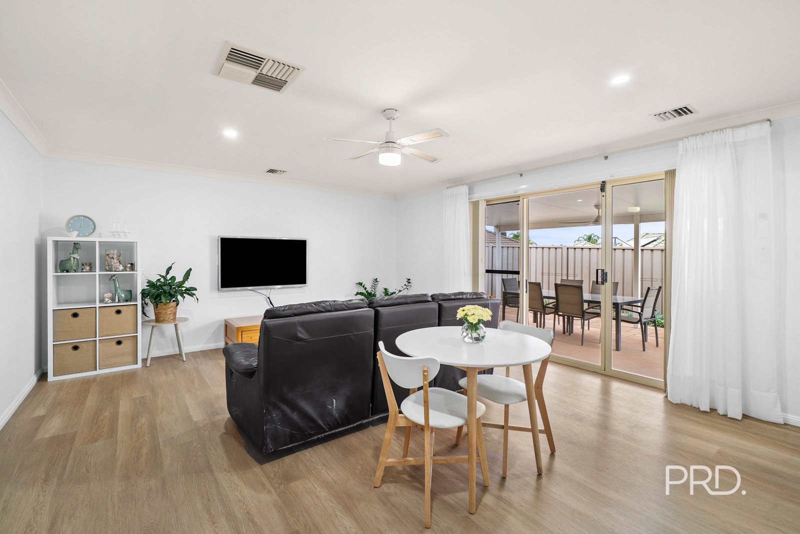 4 Fletcher Place KOORINGAL 11