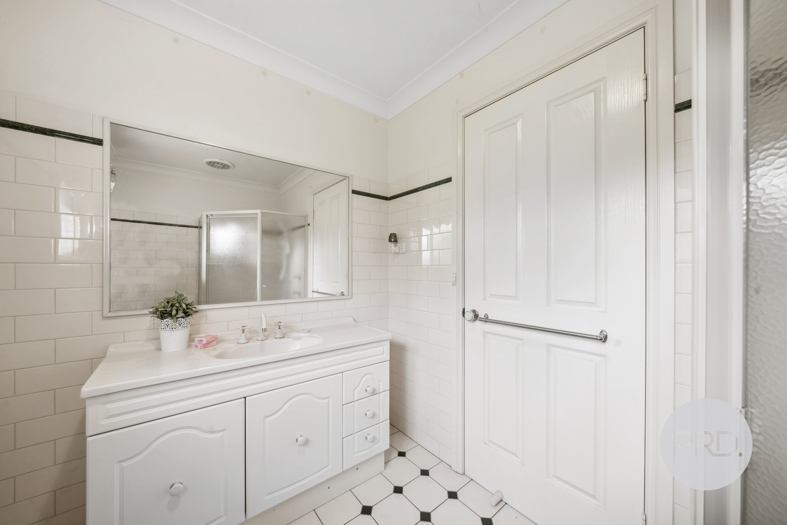 4 Fletcher Place KOORINGAL 4