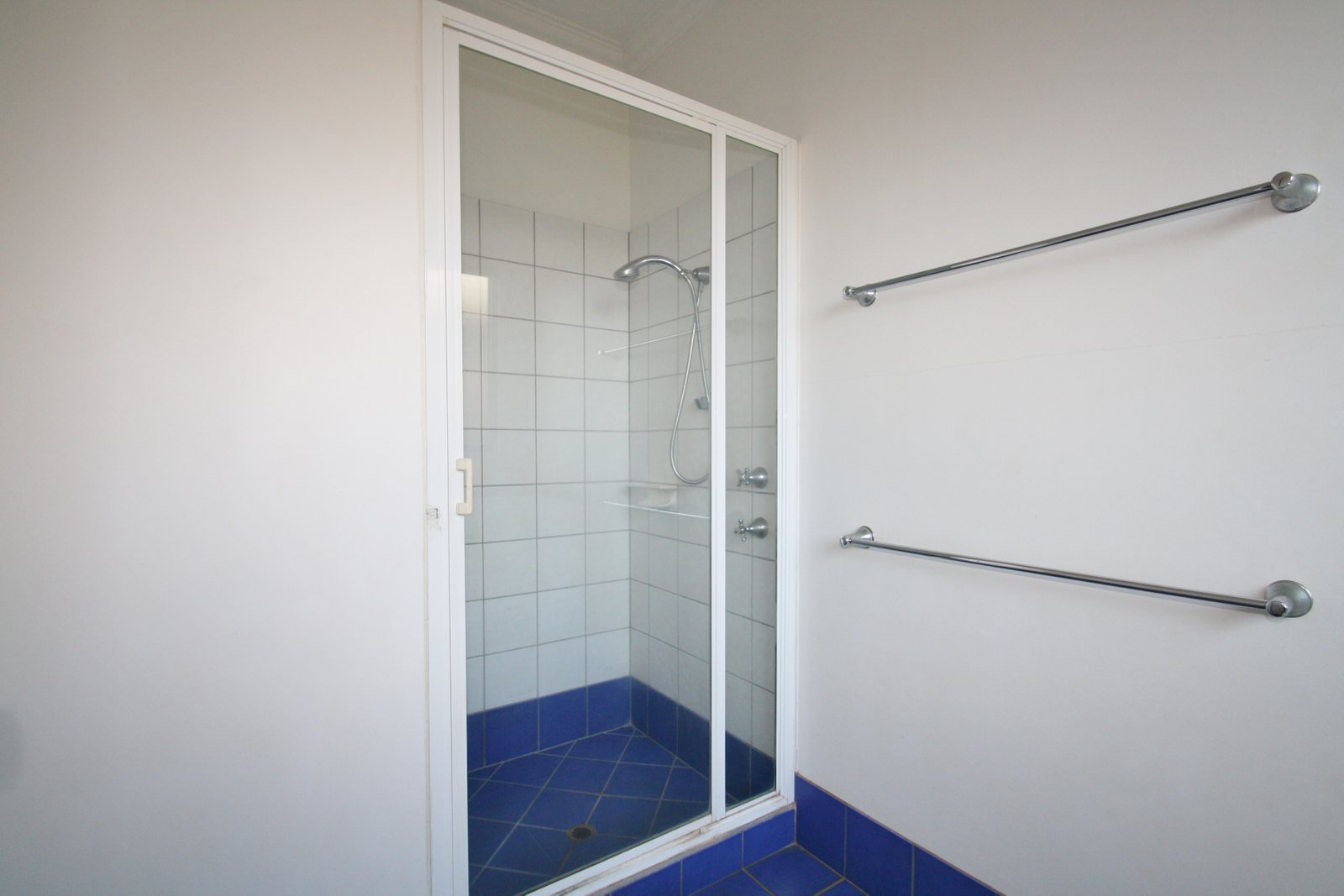 4 Flying Fox Avenue DJUGUN 16