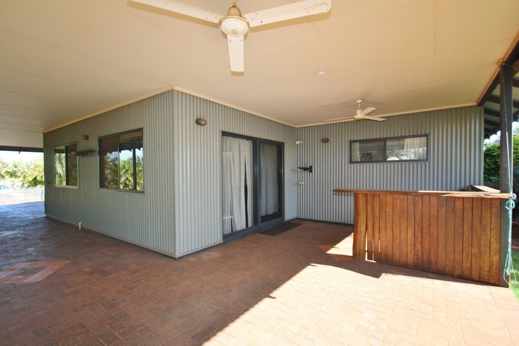 4 Flying Fox Avenue DJUGUN 19