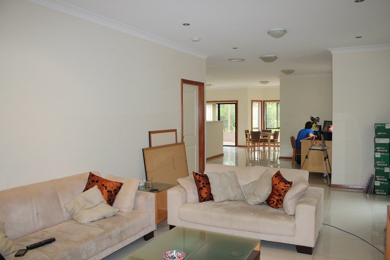 4 Forrest Rd  EAST HILLS 2